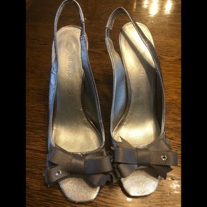 Nine West Silver Heels